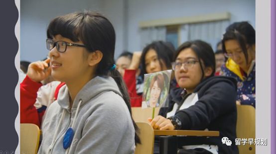 对面英语咋说_对面英语的英文_对面英文英语翻译
