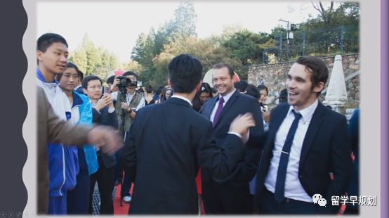对面英文英语翻译_对面英语的英文_对面英语咋说